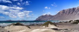 Famara-Strand auf Lanzarote // Bild: Pixabay (CC0)