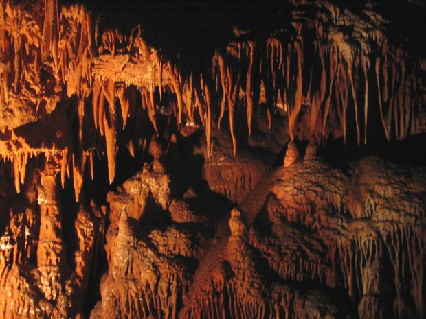 Tropfsteinhöhle in Kroatien // Bild: Barbara42 / pixelio.de