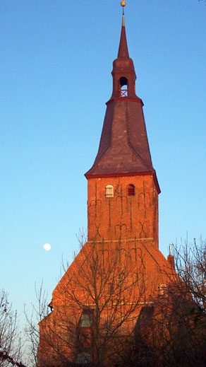 DCP_6791-Web Kirche St. Anna aus dem 14./15. Jhd.