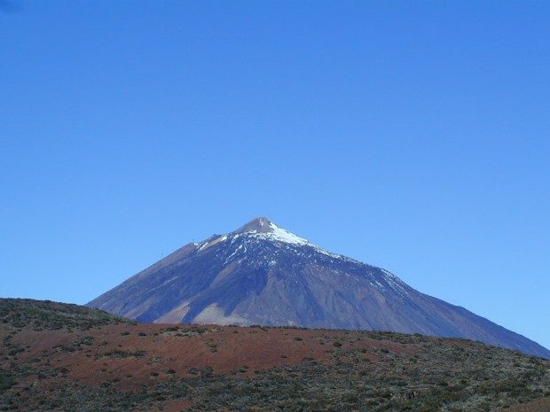 Der Teide mit Schneekappe / Copyright © Marion Hagedorn/Interdomizil 