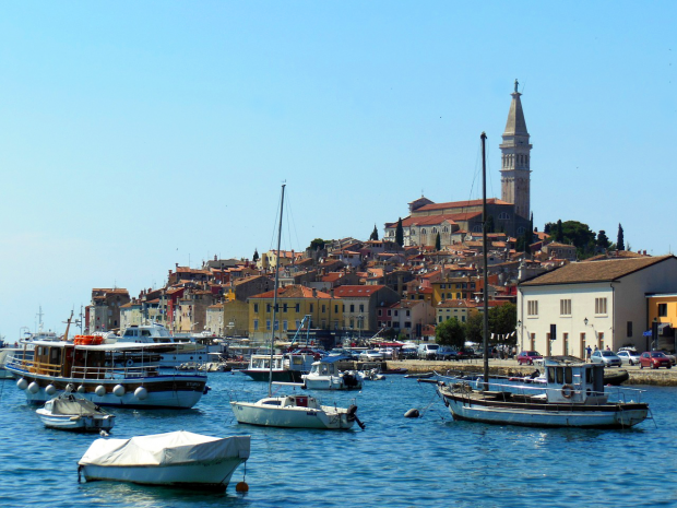 Historische Altstadt mit Hafen in Krk / Pixabay (CC0 Public Domain)