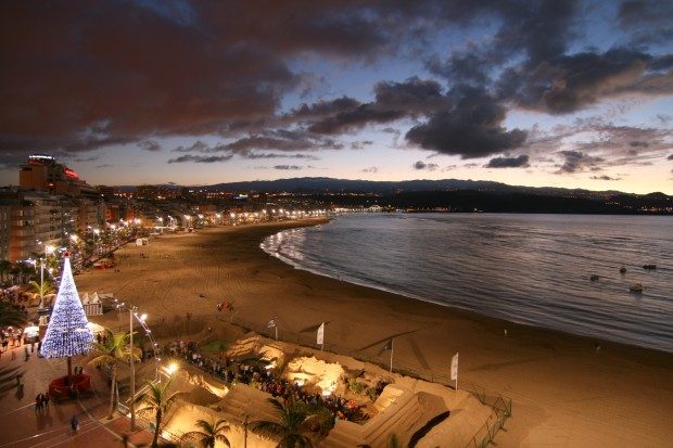 Blick auf den Strand am Abend zur Weihnachtszeit / Copyright © Marion Hagedorn/Interdomizil